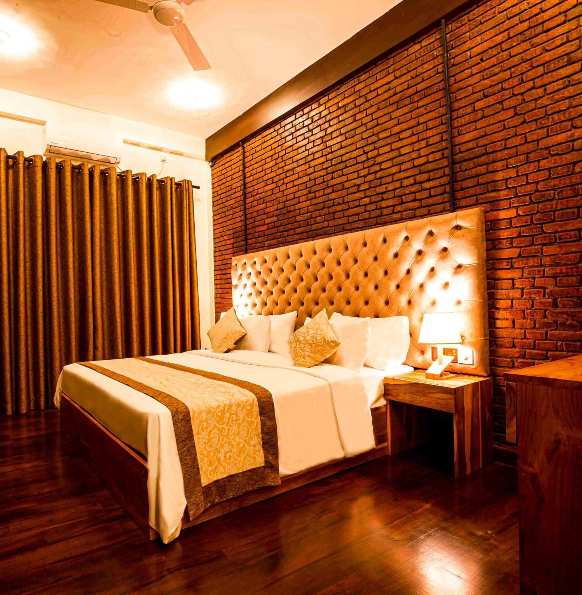 Hotel Manthra Leisure Kandy Esterno foto