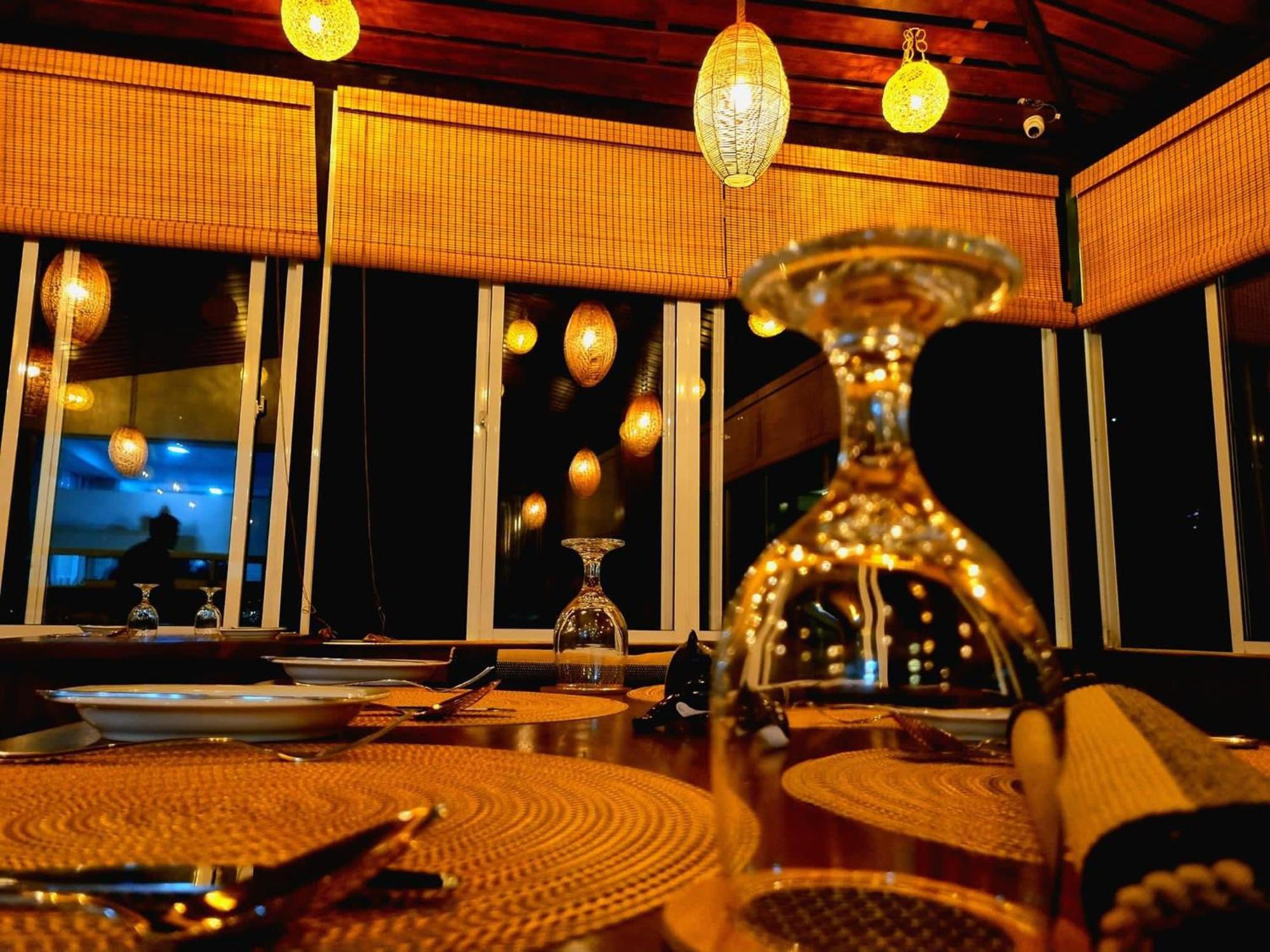 Hotel Manthra Leisure Kandy Esterno foto