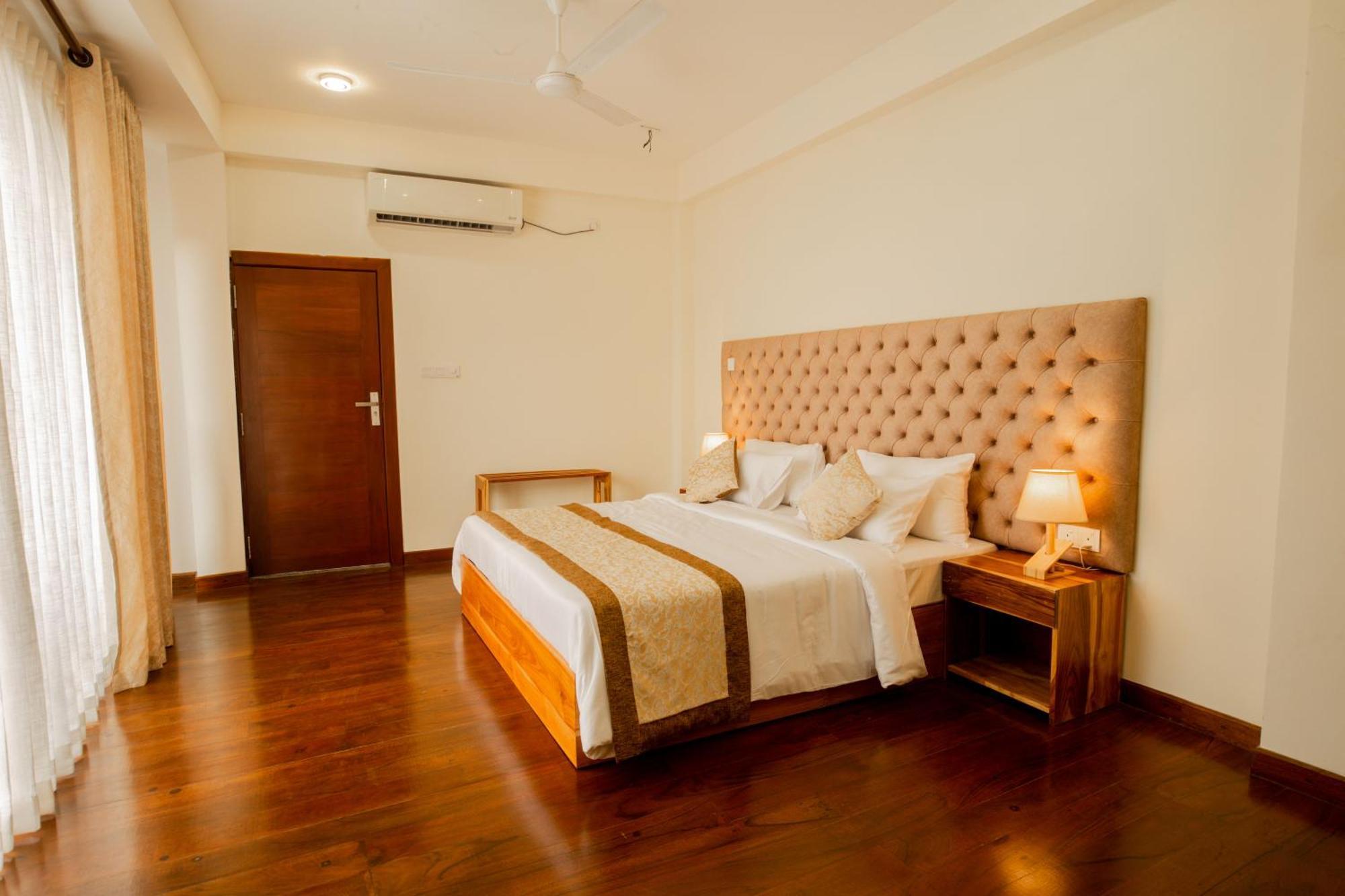 Hotel Manthra Leisure Kandy Esterno foto