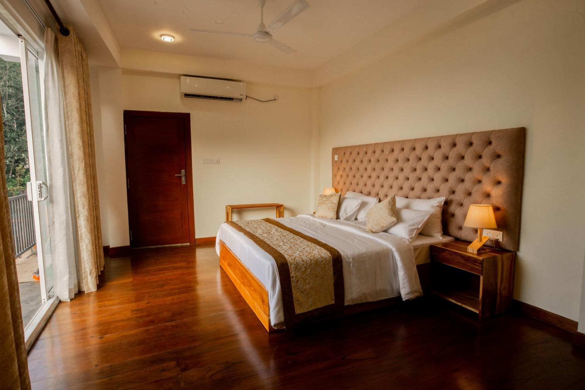 Hotel Manthra Leisure Kandy Esterno foto