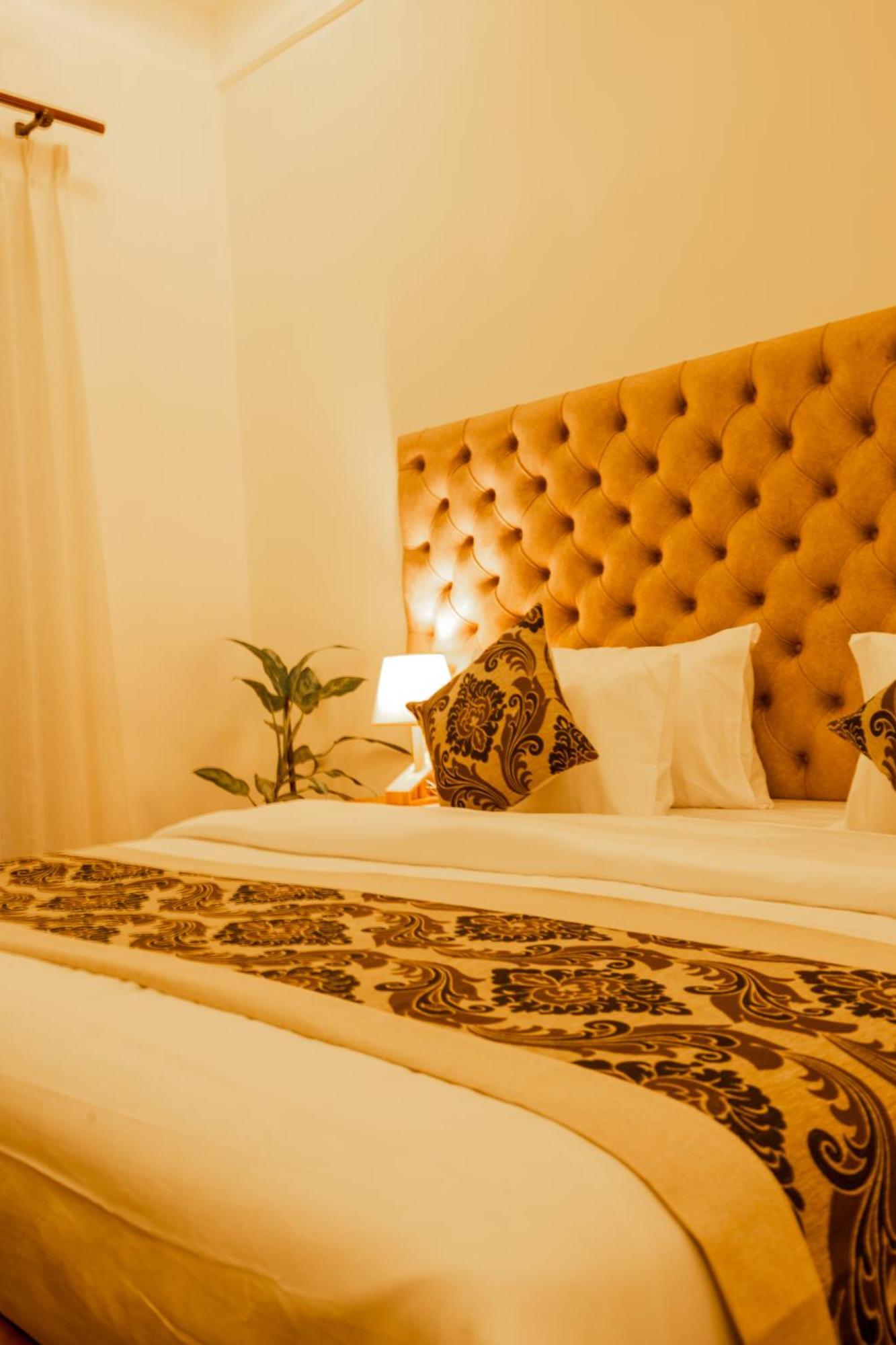 Hotel Manthra Leisure Kandy Esterno foto