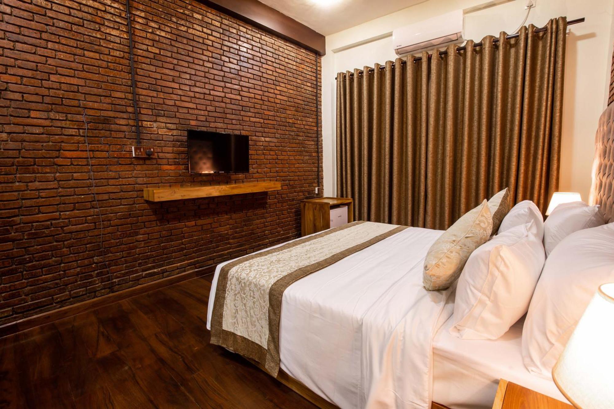 Hotel Manthra Leisure Kandy Esterno foto