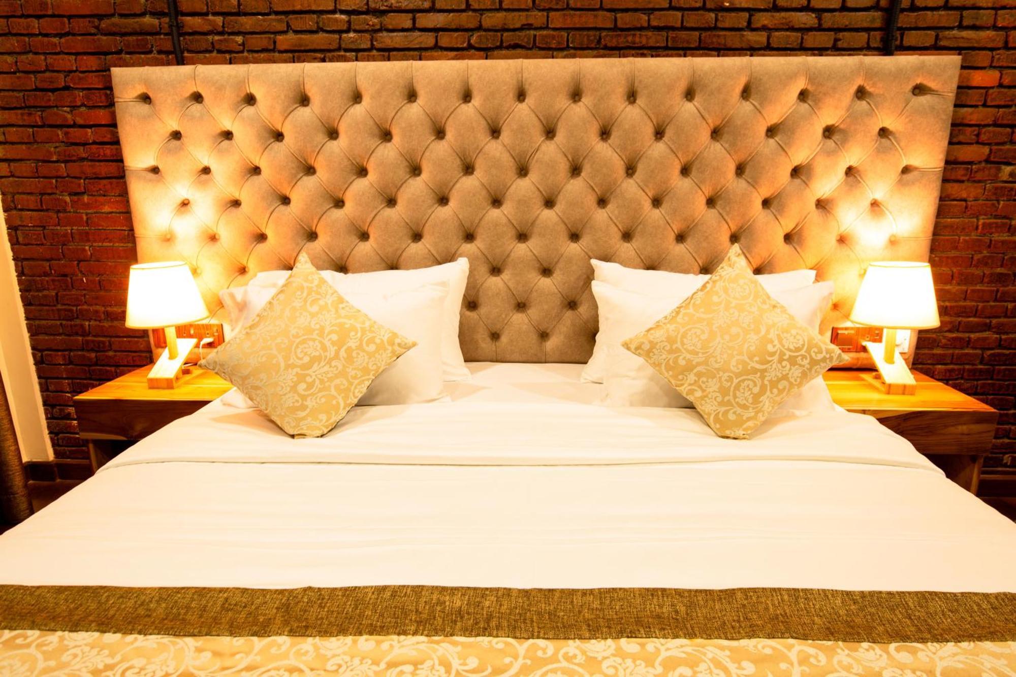 Hotel Manthra Leisure Kandy Esterno foto