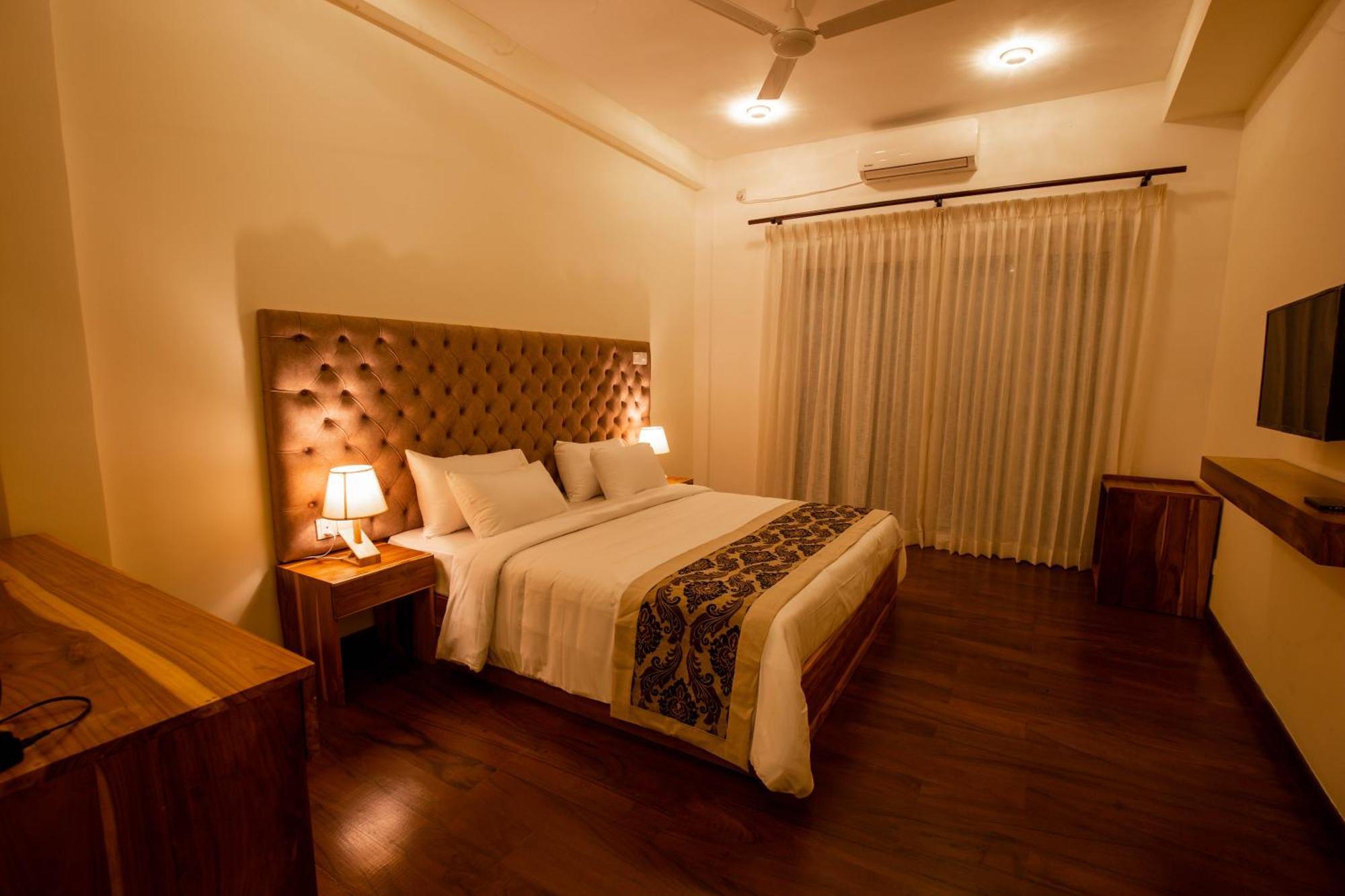 Hotel Manthra Leisure Kandy Esterno foto