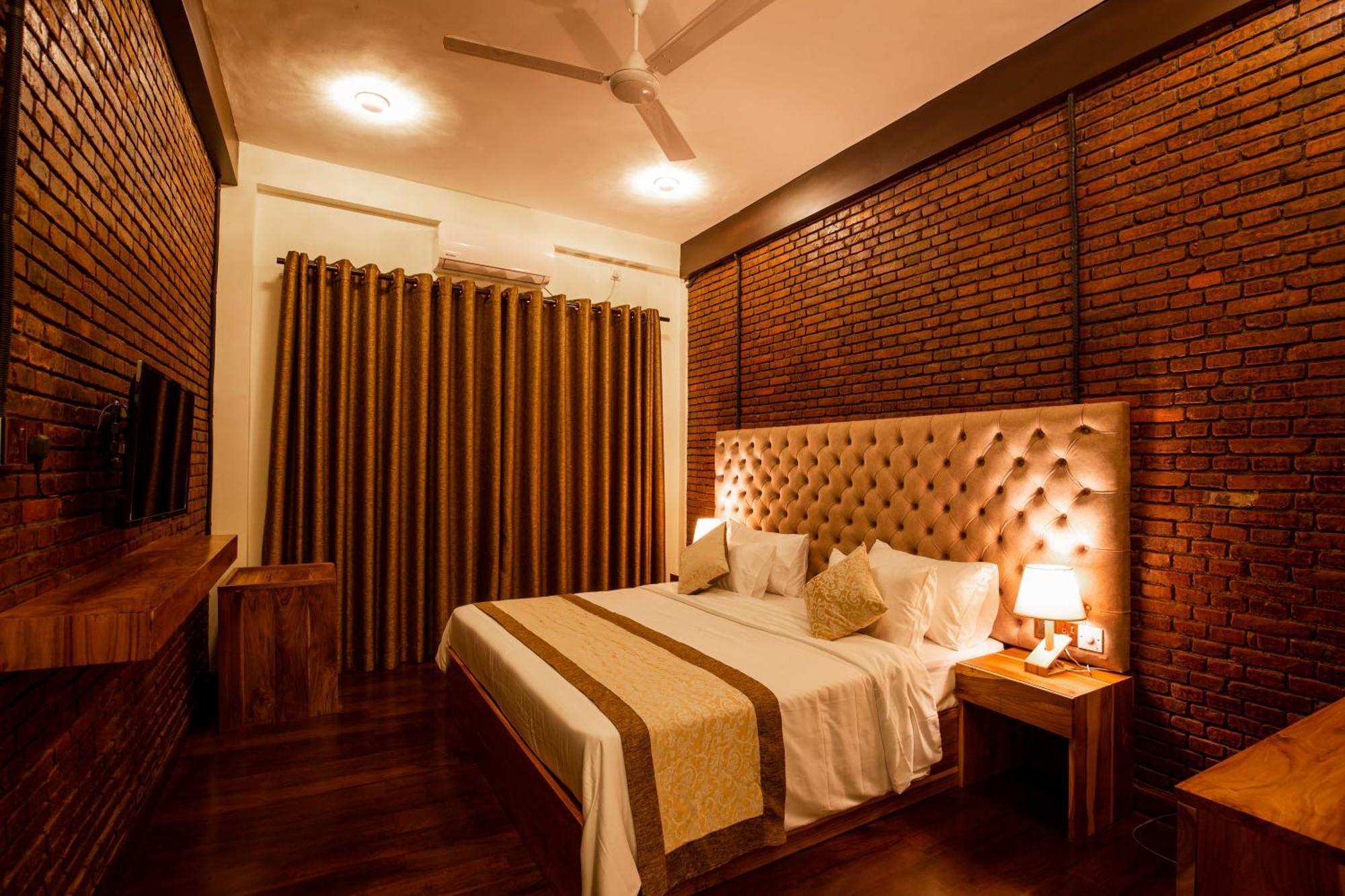 Hotel Manthra Leisure Kandy Esterno foto